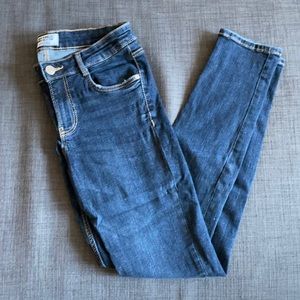 Barely worn Zara size 2 skinny jeans